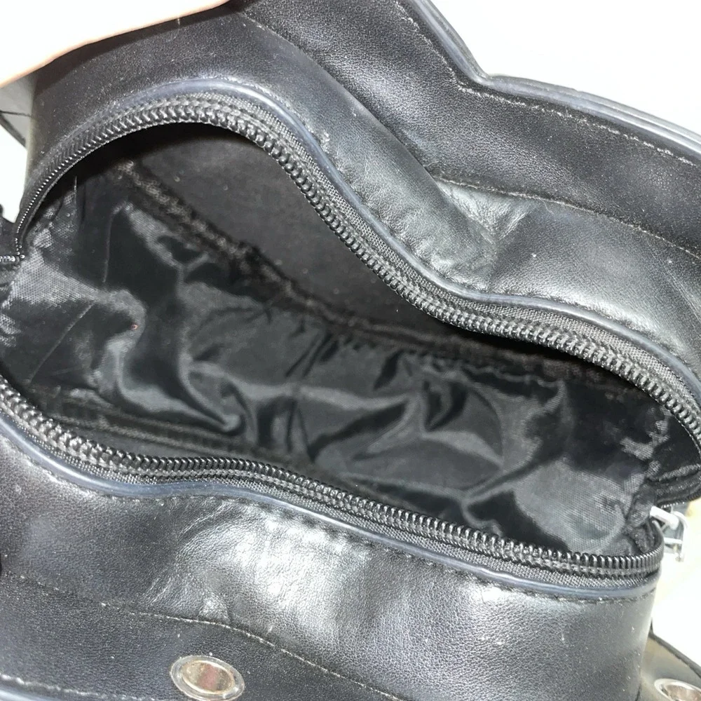 Gothic Style Heart Shaped Spiderweb Purse Black 12